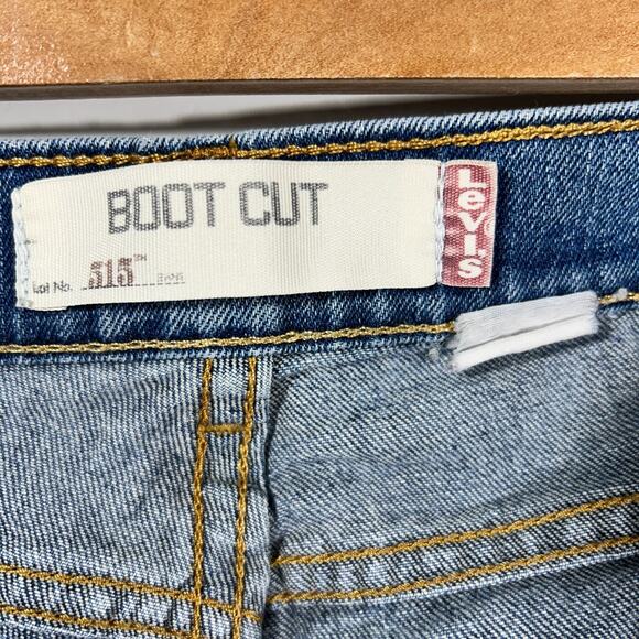 Levis 515 Bootcut Medium Wash Mid Rise Flare Classic Bootcut Jeans Size 32 x 33 - Picture 3 of 8